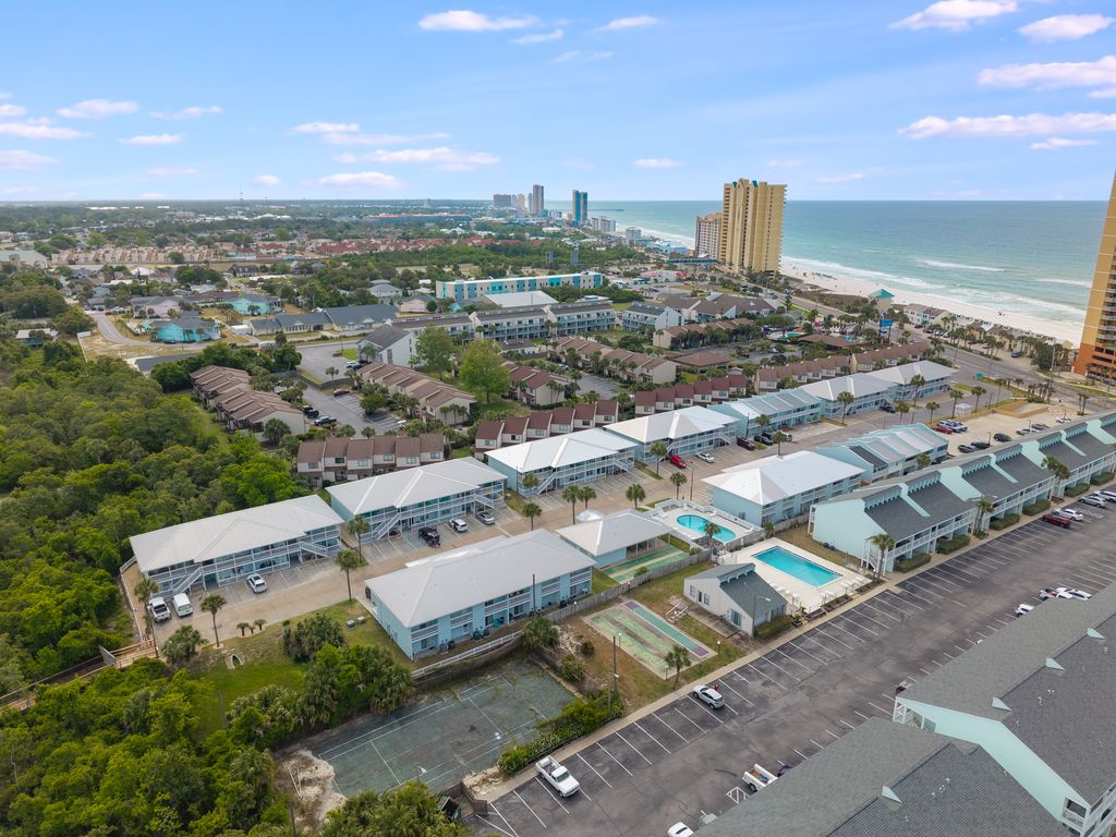 Wendwood Condos Drone AWP Media 011