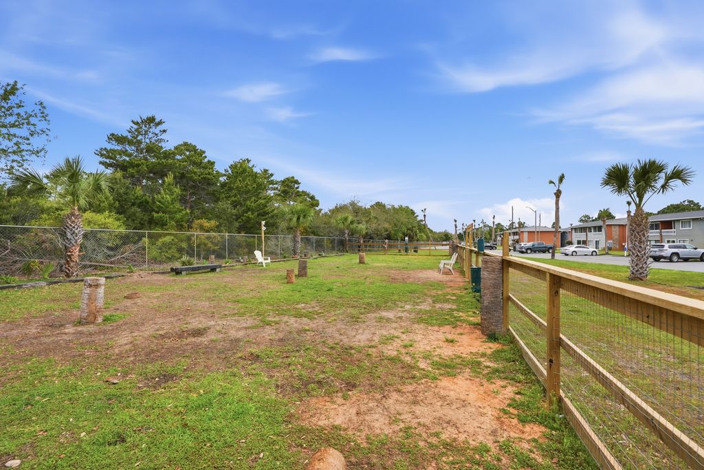 4000 Gulf Terrace Dog Park AWP Media 002