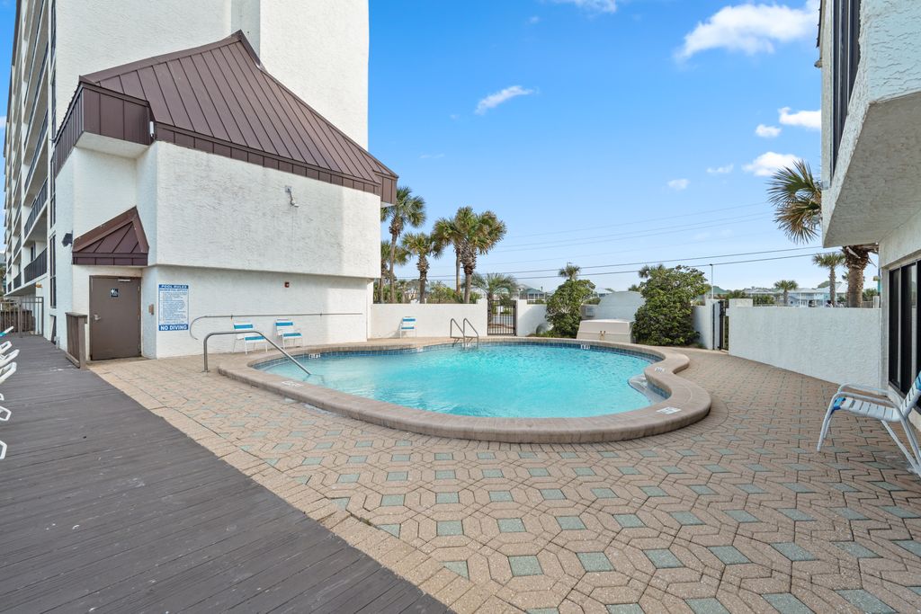 17351 Front Beach Rd Seachase Pool 016AWP