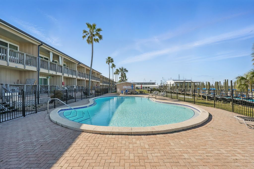 5505 Sun Harbor Rd Unit 143 AWP Media 00022