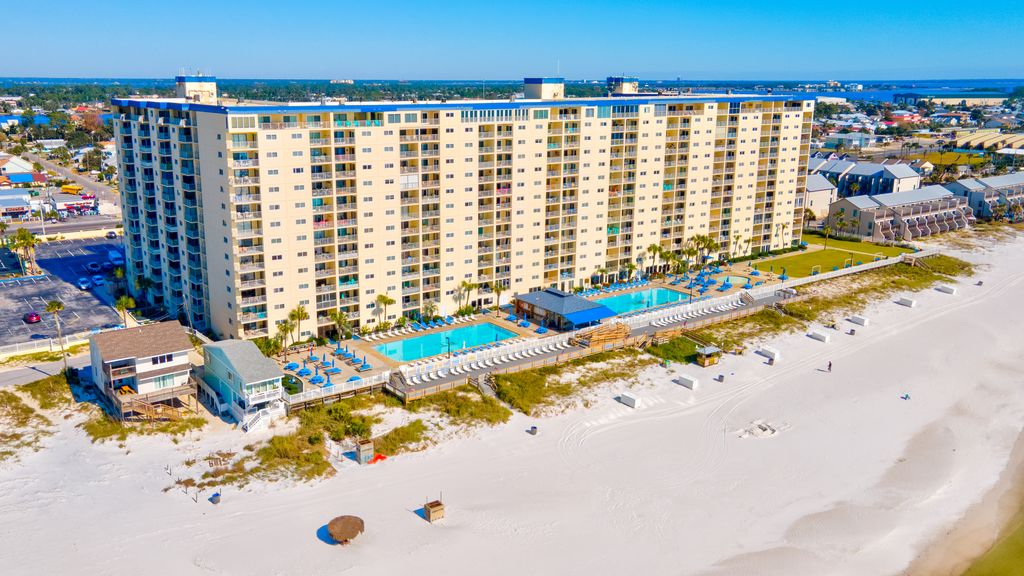 Regency Towers 033AWP