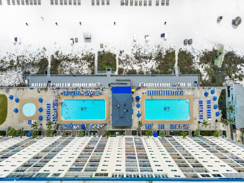 Regency Towers Amenities 021AWP