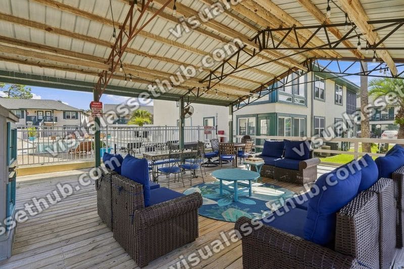 7813 North Lagoon Drive AWP Media 00009