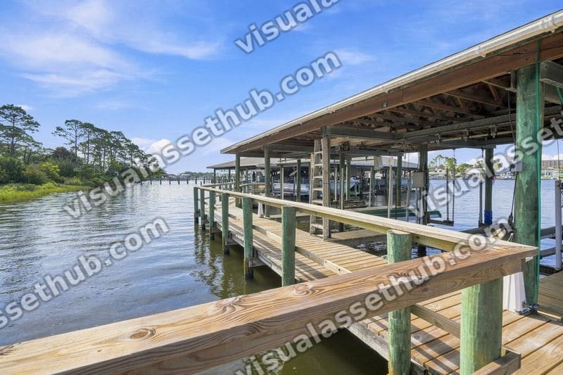7813 North Lagoon Drive AWP Media 00013