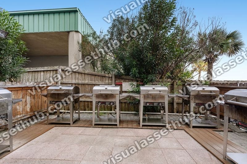 1002 US HWY 98 Amenities AWP Media 00003