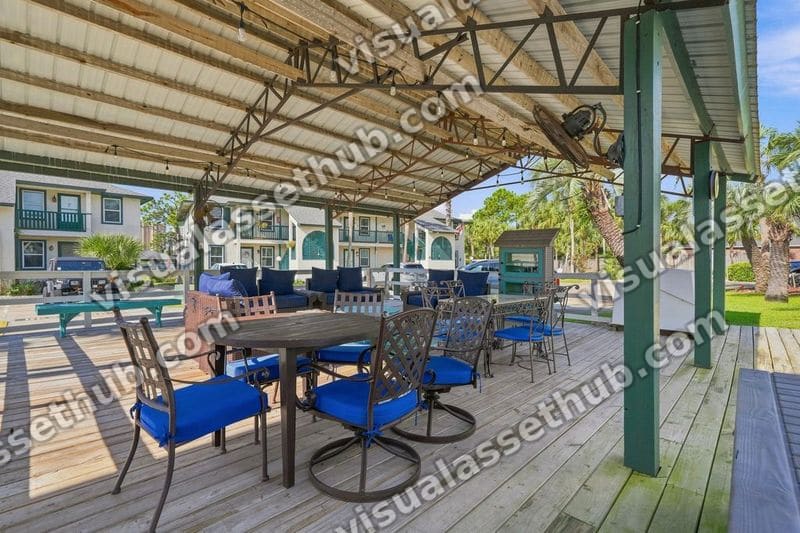 7813 North Lagoon Drive AWP Media 00006