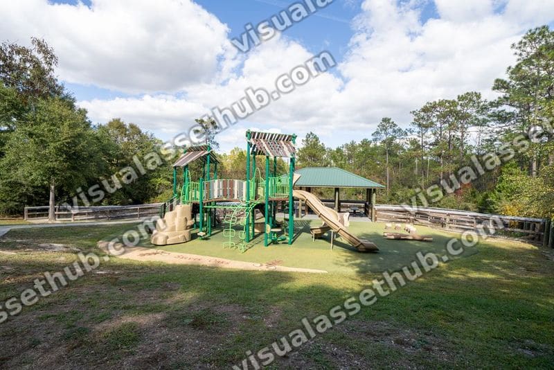 Silver Oaks Playground 002