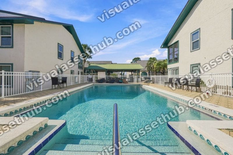 7813 North Lagoon Drive AWP Media 00002