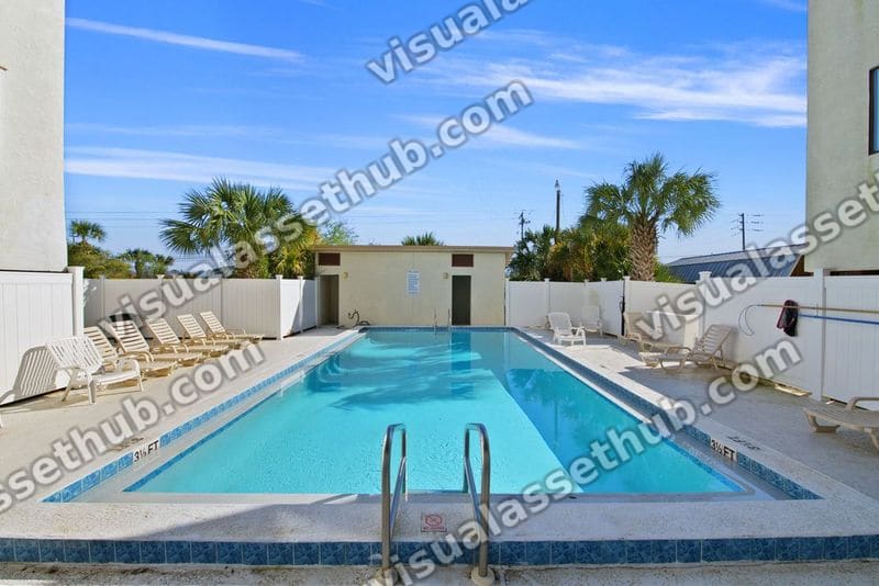 4114 Holiday Dr Pool 002