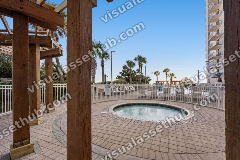 1002 US HWY 98 Amenities AWP Media 00009