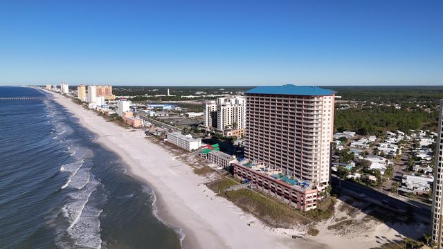 Sunrise Beach Condominium 04